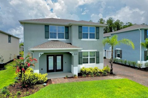 Townhouse in New Smyrna Beach, Florida 3 bedrooms, 149.94 sq.m. № 2100452