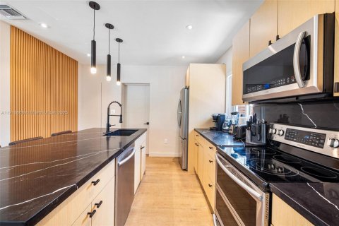 Villa ou maison à vendre à Miami Shores, Floride: 3 chambres, 222.97 m2 № 1973471 - photo 9