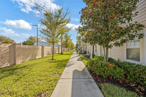 Adosado en venta en Kissimmee, Florida, 3 dormitorios, 120.77 m2 № 2214899 - foto 2