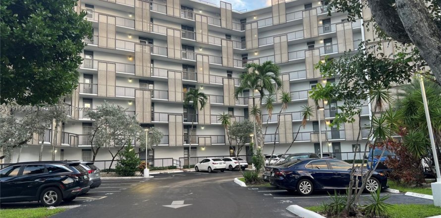Condo in Aventura, Florida, 1 bedroom  № 1970631
