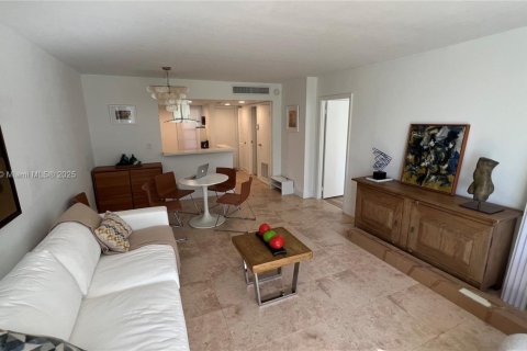 Condo in Aventura, Florida, 1 bedroom  № 1970631 - photo 5