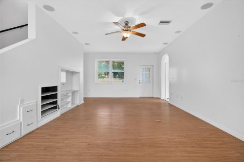 Villa ou maison à vendre à Dade City, Floride: 4 chambres, 228.54 m2 № 2127708 - photo 8