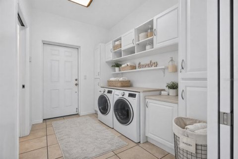Villa ou maison à vendre à Dade City, Floride: 4 chambres, 228.54 m2 № 2127708 - photo 24