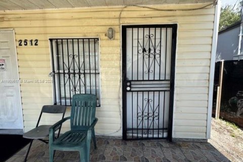 Купить коммерческую недвижимость в Майами, Флорида 163.88м2, № 1971478 - фото 11