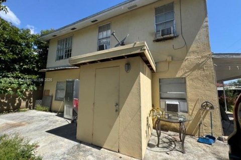 Купить коммерческую недвижимость в Майами, Флорида 163.88м2, № 1971478 - фото 17