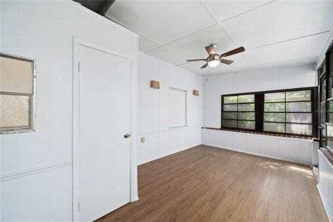 House in Orlando, Florida 3 bedrooms, 140.19 sq.m. № 1821227 - photo 13