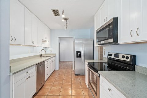 House in Orlando, Florida 3 bedrooms, 140.19 sq.m. № 1821227 - photo 4