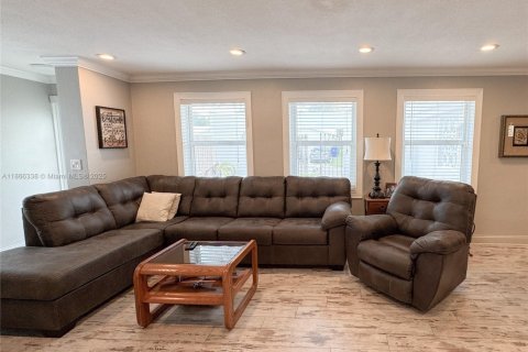 Casa en alquiler en Pompano Beach, Florida, 2 dormitorios, 84.54 m2 № 1979270 - foto 7