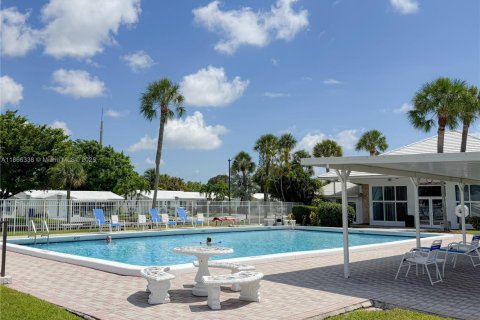 Casa en alquiler en Pompano Beach, Florida, 2 dormitorios, 84.54 m2 № 1979270 - foto 28