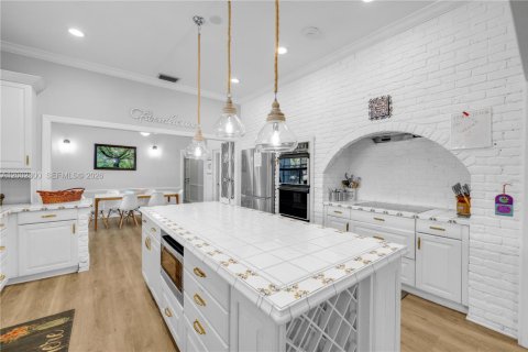 Купить коммерческую недвижимость в Хомстед, Флорида № 2067718 - фото 24