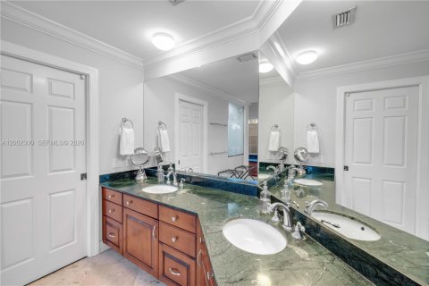 Купить коммерческую недвижимость в Хомстед, Флорида № 2067718 - фото 18