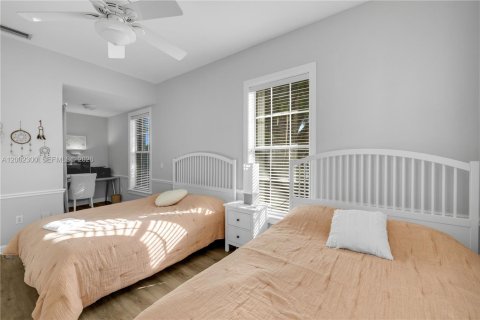 Купить коммерческую недвижимость в Хомстед, Флорида № 2067718 - фото 16