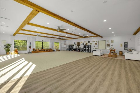 Купить коммерческую недвижимость в Хомстед, Флорида № 2067718 - фото 7