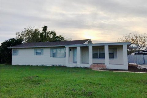 Immobilier commercial à Kissimmee, Floride 152.73 m2 № 2130211