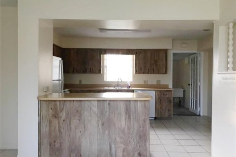 Commercial property in Kissimmee, Florida 152.73 sq.m. № 2130211 - photo 5