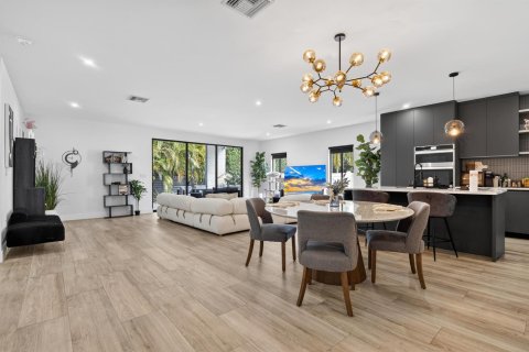 Villa ou maison à vendre à Fort Lauderdale, Floride: 4 chambres, 206.99 m2 № 2147232 - photo 2