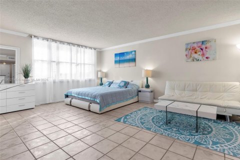 Copropriété à louer à Hollywood, Floride: 54.81 m2 № 1953056 - photo 4