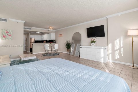 Copropriété à louer à Hollywood, Floride: 54.81 m2 № 1953056 - photo 17