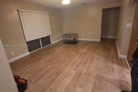 Casa en venta en Dania Beach, Florida, 3 dormitorios, 127.74 m2 № 2031862 - foto 16