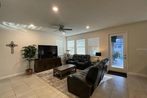 Villa ou maison à louer à Tarpon Springs, Floride: 3 chambres, 175.59 m2 № 2101417 - photo 5