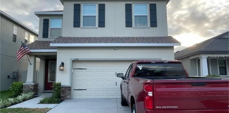 Villa ou maison à Tarpon Springs, Floride 3 chambres, 175.59 m2 № 2101417