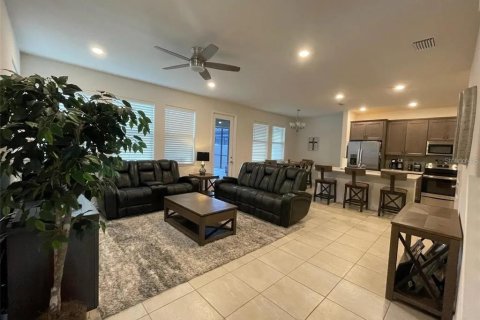 Villa ou maison à louer à Tarpon Springs, Floride: 3 chambres, 175.59 m2 № 2101417 - photo 3