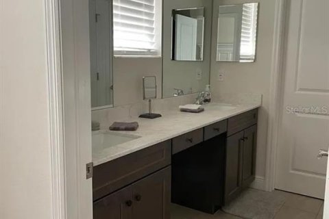 Villa ou maison à louer à Tarpon Springs, Floride: 3 chambres, 175.59 m2 № 2101417 - photo 13