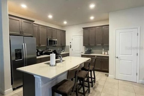 Villa ou maison à louer à Tarpon Springs, Floride: 3 chambres, 175.59 m2 № 2101417 - photo 6