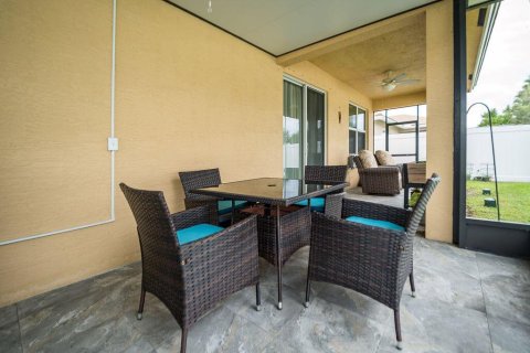 Villa ou maison à vendre à Port St. Lucie, Floride: 3 chambres, 167.22 m2 № 2431594 - photo 24