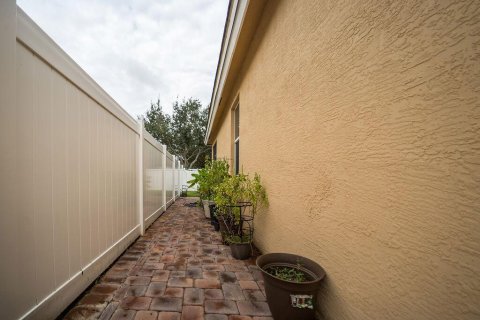 Villa ou maison à vendre à Port St. Lucie, Floride: 3 chambres, 167.22 m2 № 2431594 - photo 25