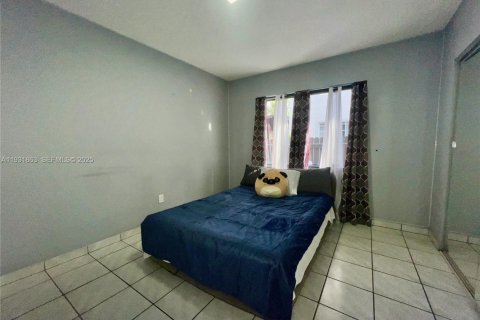 Commercial property in Miami, Florida 217.67 sq.m. № 1990668 - photo 25