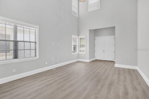 Villa ou maison à vendre à Orlando, Floride: 4 chambres, 270.35 m2 № 2216099 - photo 8