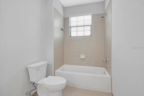 Villa ou maison à vendre à Orlando, Floride: 4 chambres, 270.35 m2 № 2216099 - photo 28