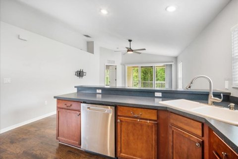 Condominio en venta en Lutz, Florida, 3 dormitorios, 150.87 m2 № 1817295 - foto 11