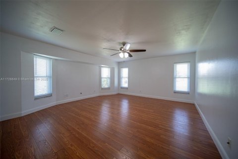 House in Punta Gorda, Florida 3 bedrooms № 1868493 - photo 18