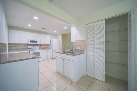 House in Punta Gorda, Florida 3 bedrooms № 1868493 - photo 24