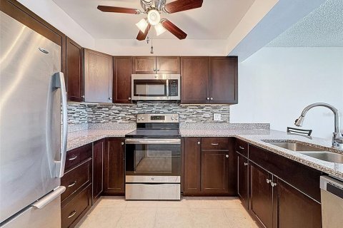 Copropriété à vendre à Largo, Floride: 2 chambres, 88.26 m2 № 1827089 - photo 11
