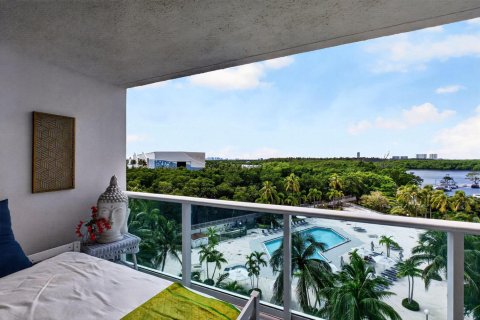 Copropriété à vendre à Sunny Isles Beach, Floride: 1 chambre, 92.07 m2 № 2387751 - photo 13
