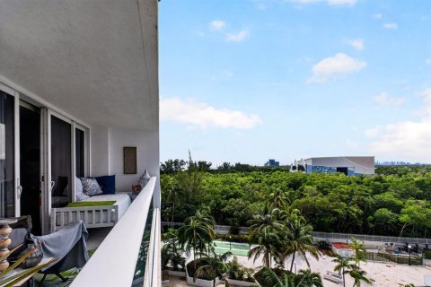 Copropriété à vendre à Sunny Isles Beach, Floride: 1 chambre, 92.07 m2 № 2387751 - photo 8