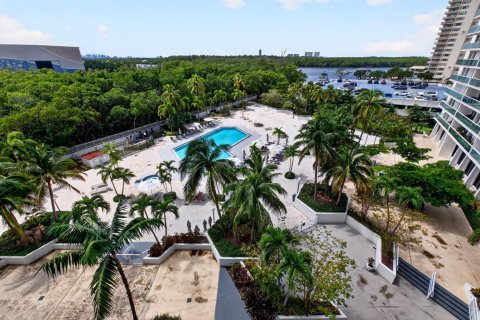Copropriété à vendre à Sunny Isles Beach, Floride: 1 chambre, 92.07 m2 № 2387751 - photo 7