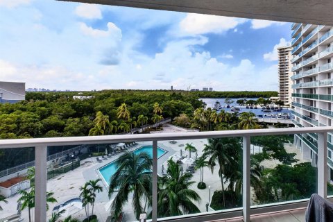 Copropriété à vendre à Sunny Isles Beach, Floride: 1 chambre, 92.07 m2 № 2387751 - photo 9