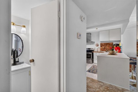 Copropriété à vendre à Sunny Isles Beach, Floride: 1 chambre, 92.07 m2 № 2387751 - photo 22
