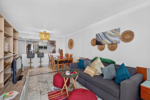 Copropriété à vendre à Sunny Isles Beach, Floride: 1 chambre, 92.07 m2 № 2387751 - photo 27