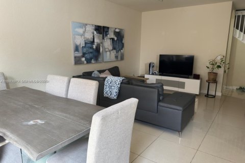 Adosado en alquiler en Parkland, Florida, 3 dormitorios, 174.19 m2 № 1992115 - foto 4