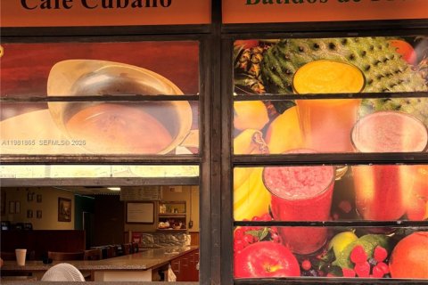 Commercial property in Hialeah, Florida № 2043086 - photo 5