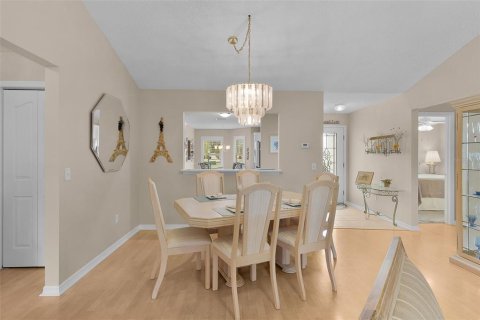 Villa ou maison à vendre à The Villages, Floride: 3 chambres, 151.62 m2 № 2400366 - photo 21