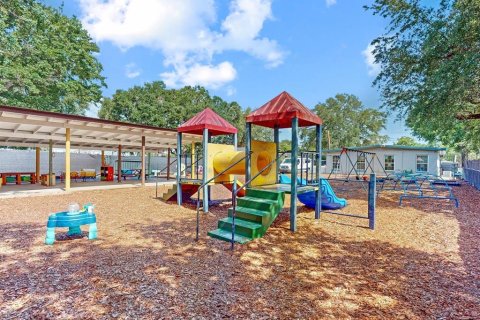 Propiedad comercial en venta en Orlando, Florida, 238.48 m2 № 1795665 - foto 27