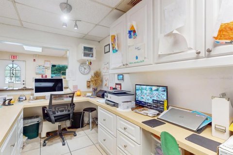 Propiedad comercial en venta en Orlando, Florida, 238.48 m2 № 1795665 - foto 12