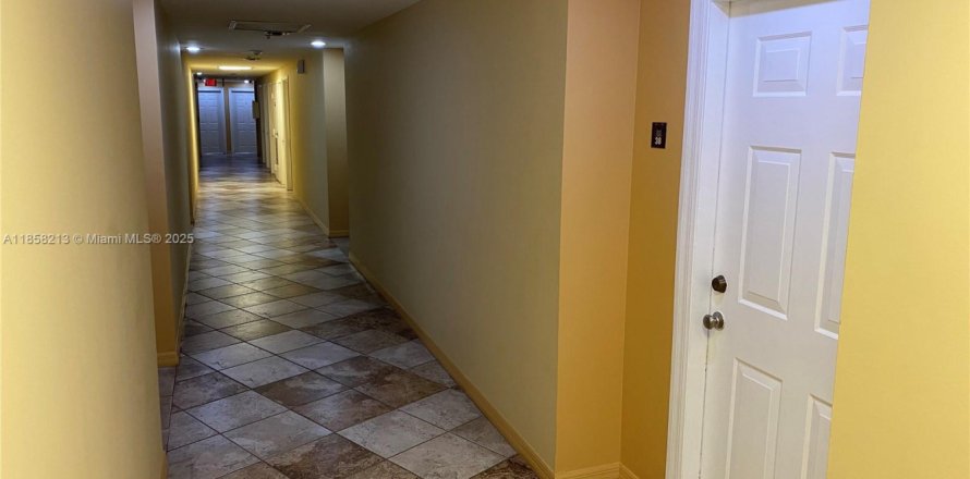 Condo à Miami, Floride, 1 chambre № 1887787