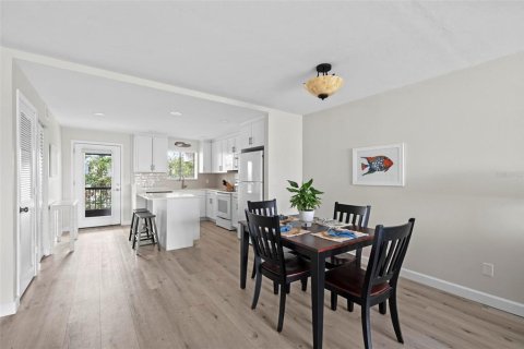 Condominio en alquiler en Sarasota, Florida, 2 dormitorios, 96.25 m2 № 1540204 - foto 21